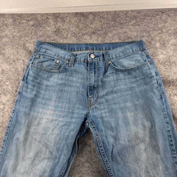 Levis Jeans Mens 36 x 32 Relaxed Straight 559 Distressed 100% Cotton Denim - Picture 3 of 14